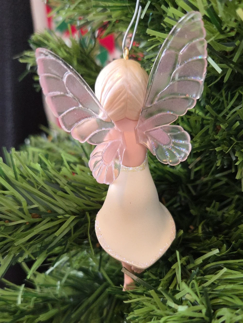 * 2008* Hallmark LILY FAIRY Collectors Ornament   Of FAIRY MESSENGERS Collection